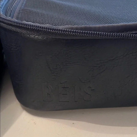 Beis mini convertible weekender in navy - Picture 7 of 12